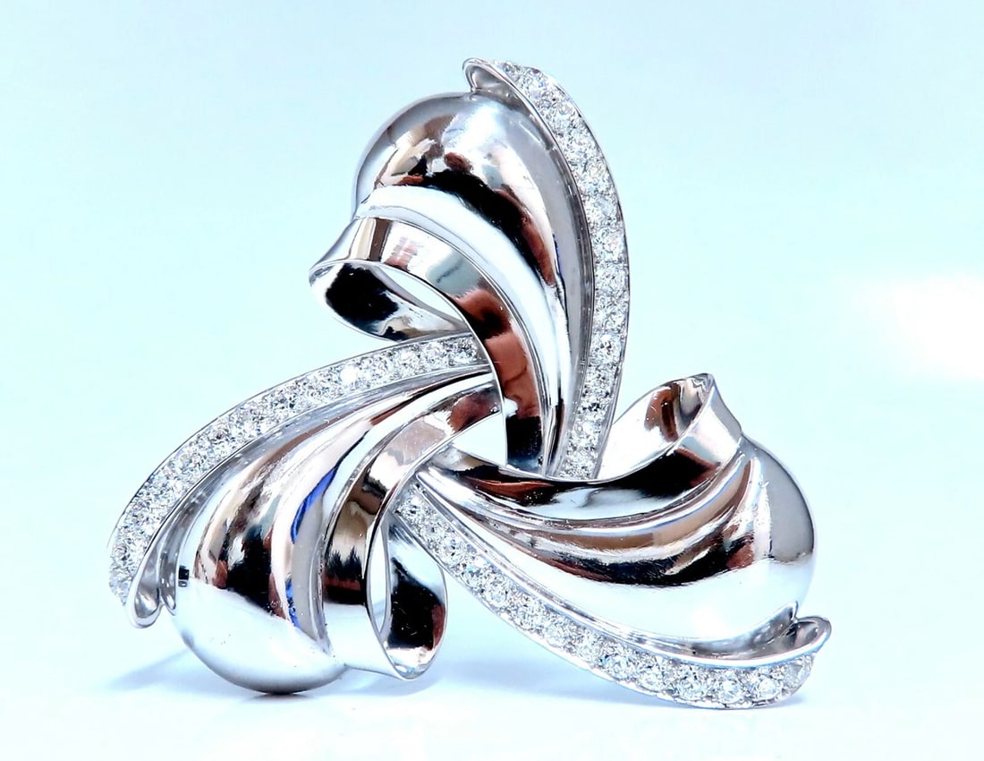 4.50ct Natural Diamonds Ninja Star Pin Platinum **: Title: 4.50ct Natural Diamonds Ninja Star Pin Platinum ** Description: Tri Star 4.50ct Natural Diamonds Star Form Pin Rounds, Brilliant cut. G-H-color Vs-2 clarity. Platinum 44.3 grams. Overall: 2.3