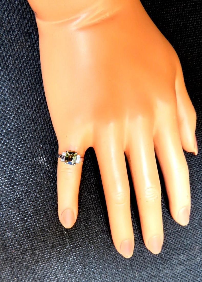 GIA Certified 1.87ct natural color change alexandrite diamond ring 14kt** - 6