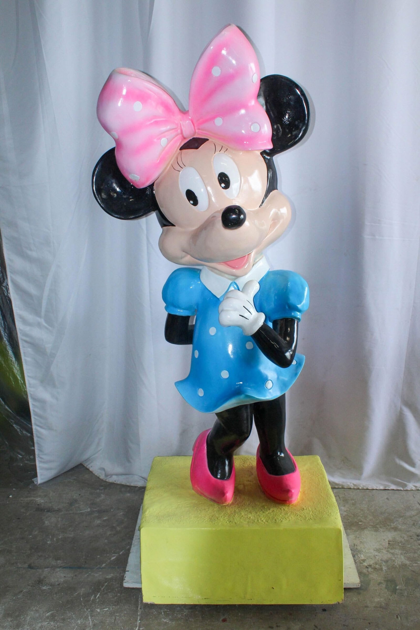 Large Cartoon Mouse Character Statue With Hands On Hips 22" x 29" x 70"H - 5