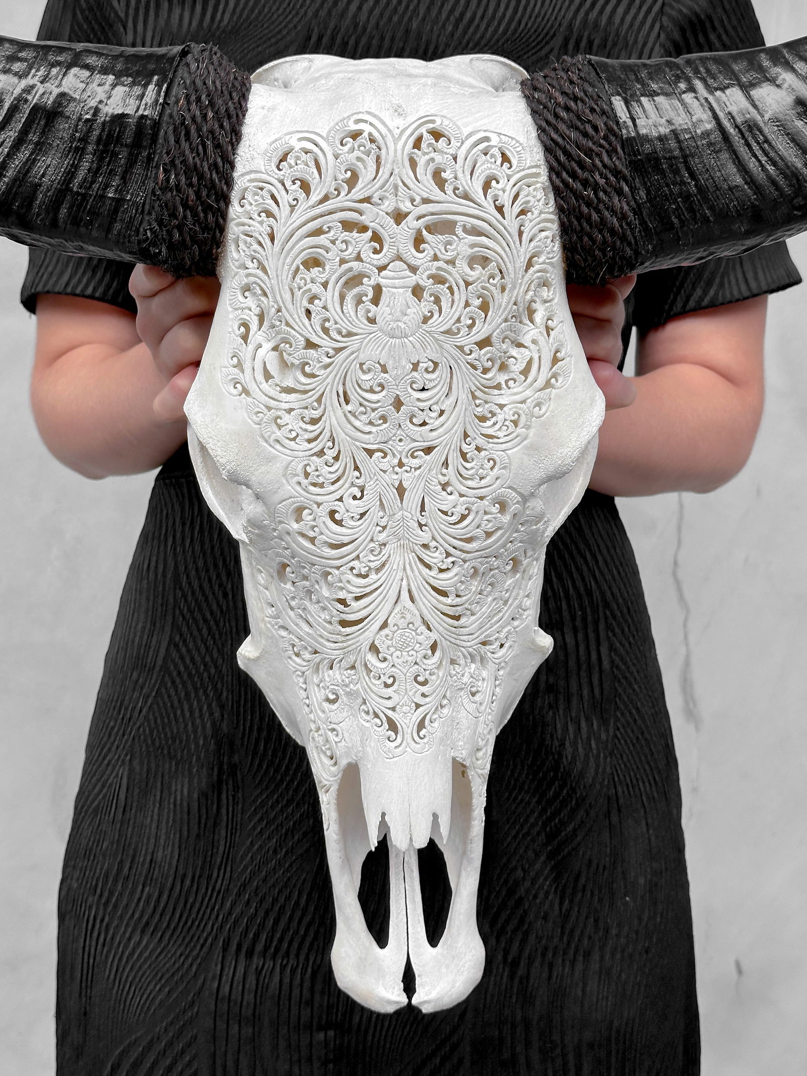 White buffalo skull - Small lotus motif - 10