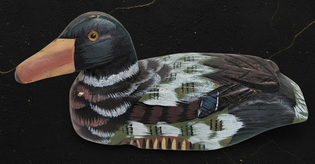 Vintage 6" Carved Duck Hand Painted Figurine High Detail Hunting Cabin Decor: Title:Vintage 6" Carved Duck Hand Painted Figurine High Detail Hunting Cabin Decor Description:This beautiful vintage carved duck features a high detail, hand painted finish. It is a perfect decor pie