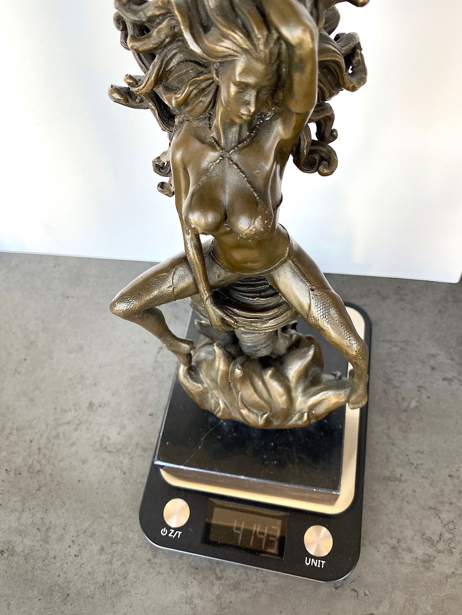 sign. Bronze Medusa on marble base - 9