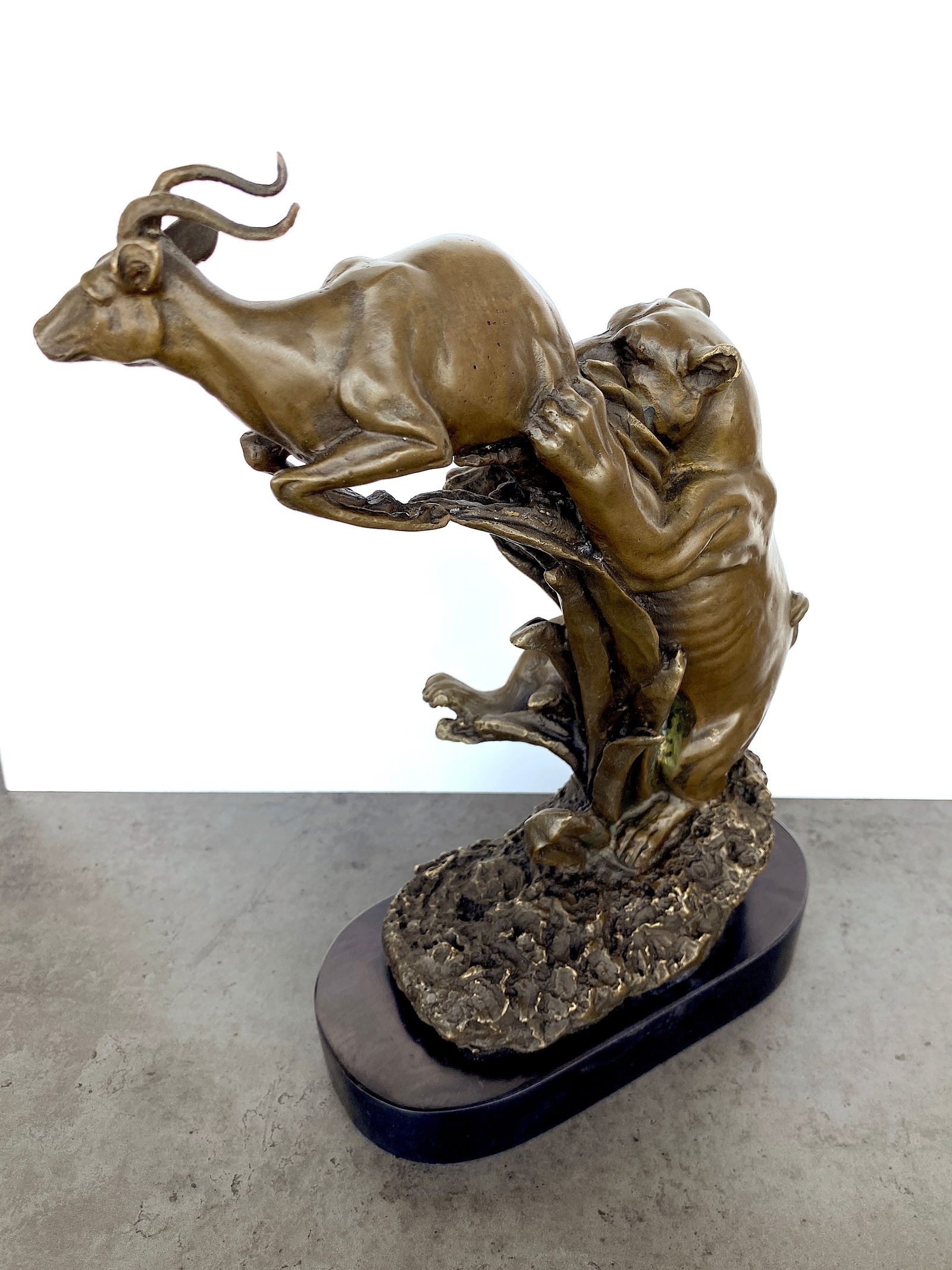 sign. Bronze Lioness hunting an antelope - 7