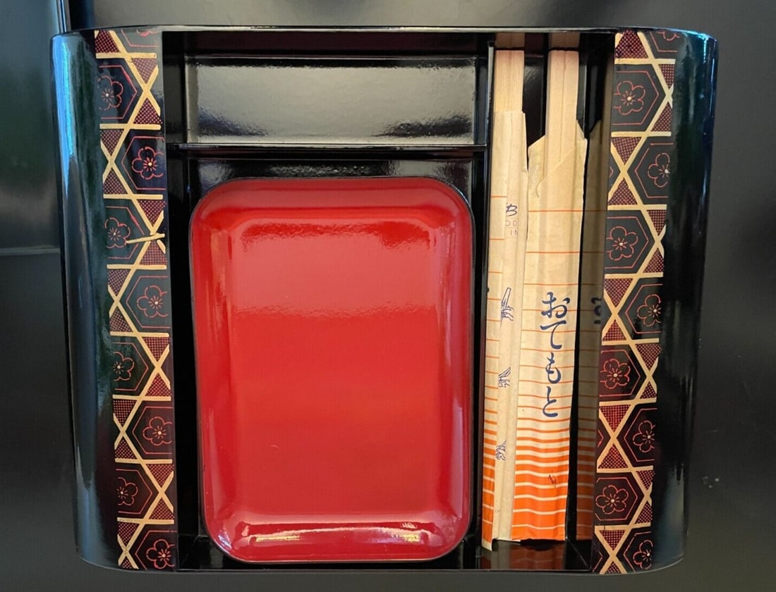 Vintage Japanese 3 Tier Lacquer Bento Box Yamanaka Ware Floral Jewelry Storage - 5