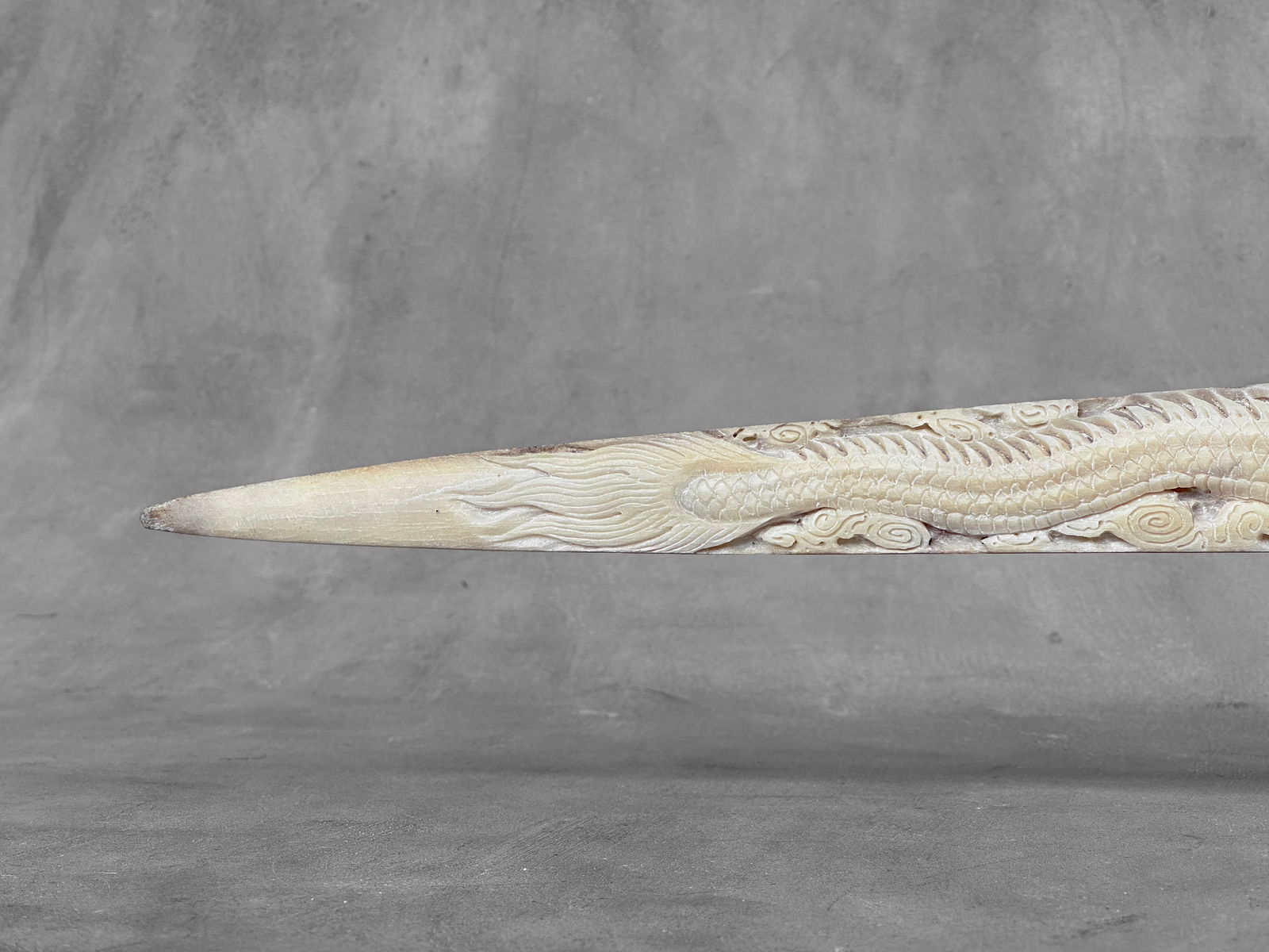Impressive engraved swordfish rostrum - Dragon Phoenix motif - 5