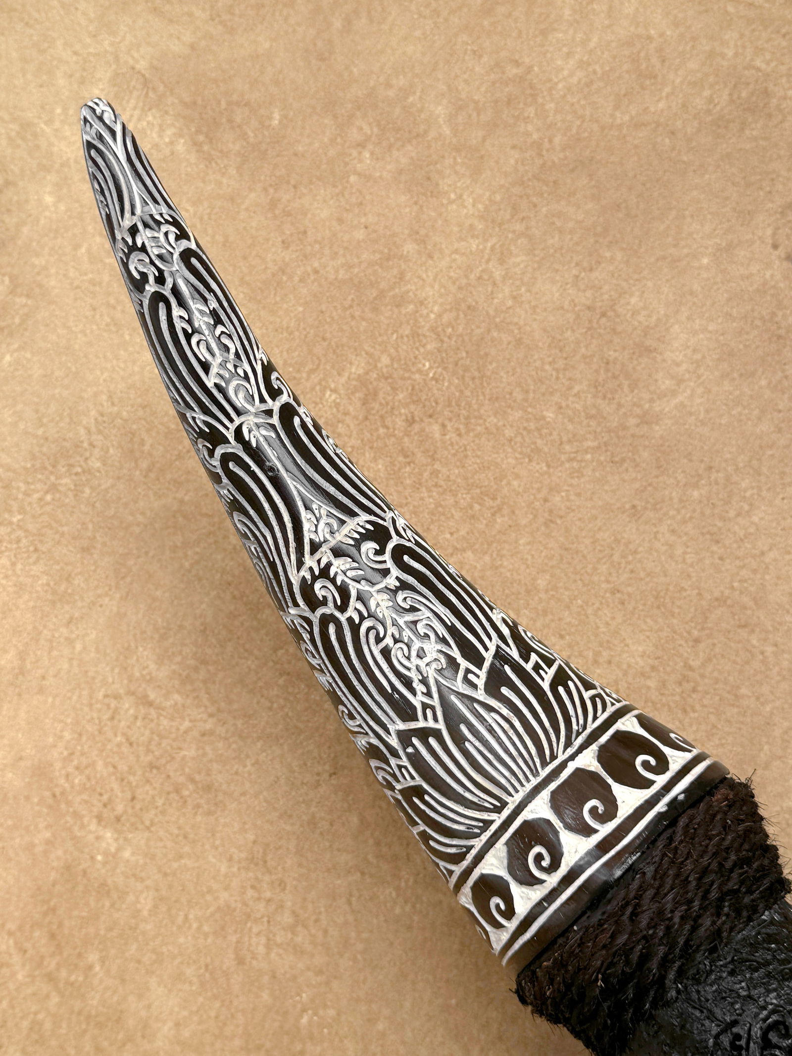 Black cow skull with bohemian carved horns - Badong motif - 9