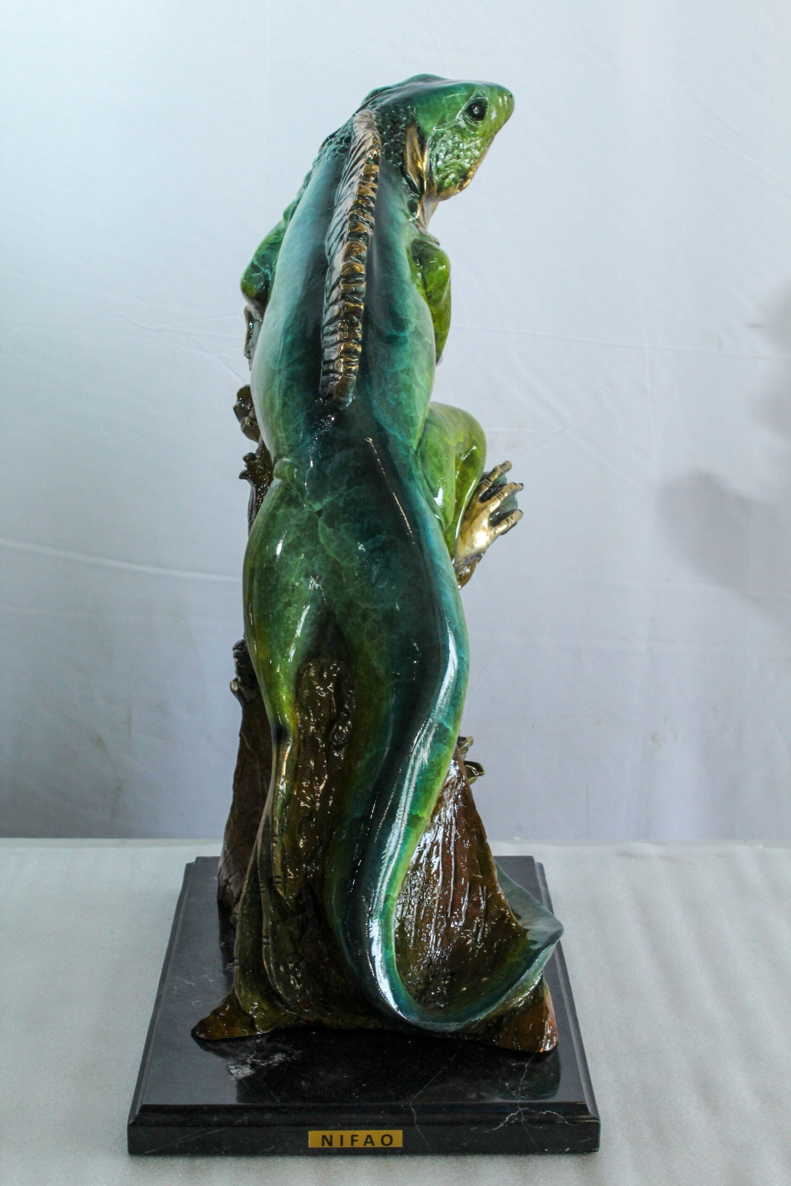 Bronze Iguana Statue –Vibrant Indoor/Outdoor Wildlife Sculpture, Wax Casting with Green & Gold - 3