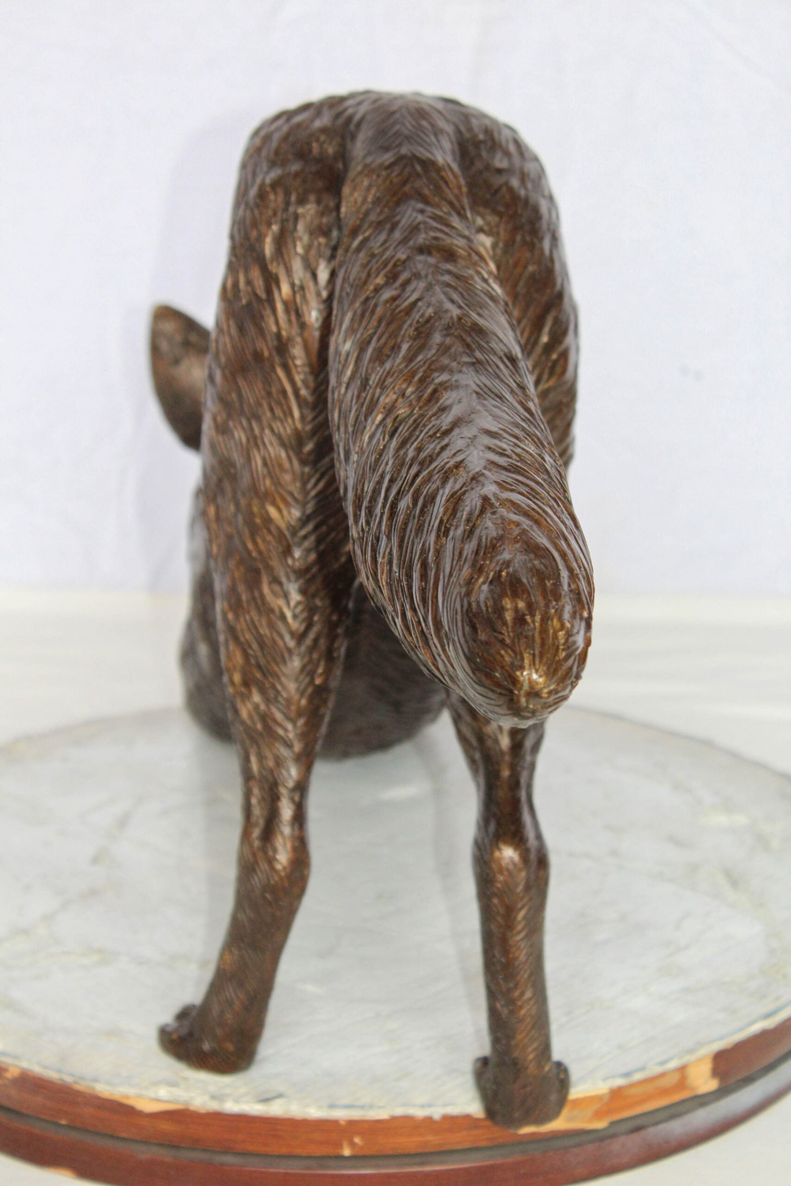 Bronze Wolf Stretching Statue – Handcrafted Lost Wax Wildlife Sculpture with Natural Patina Finish - 9