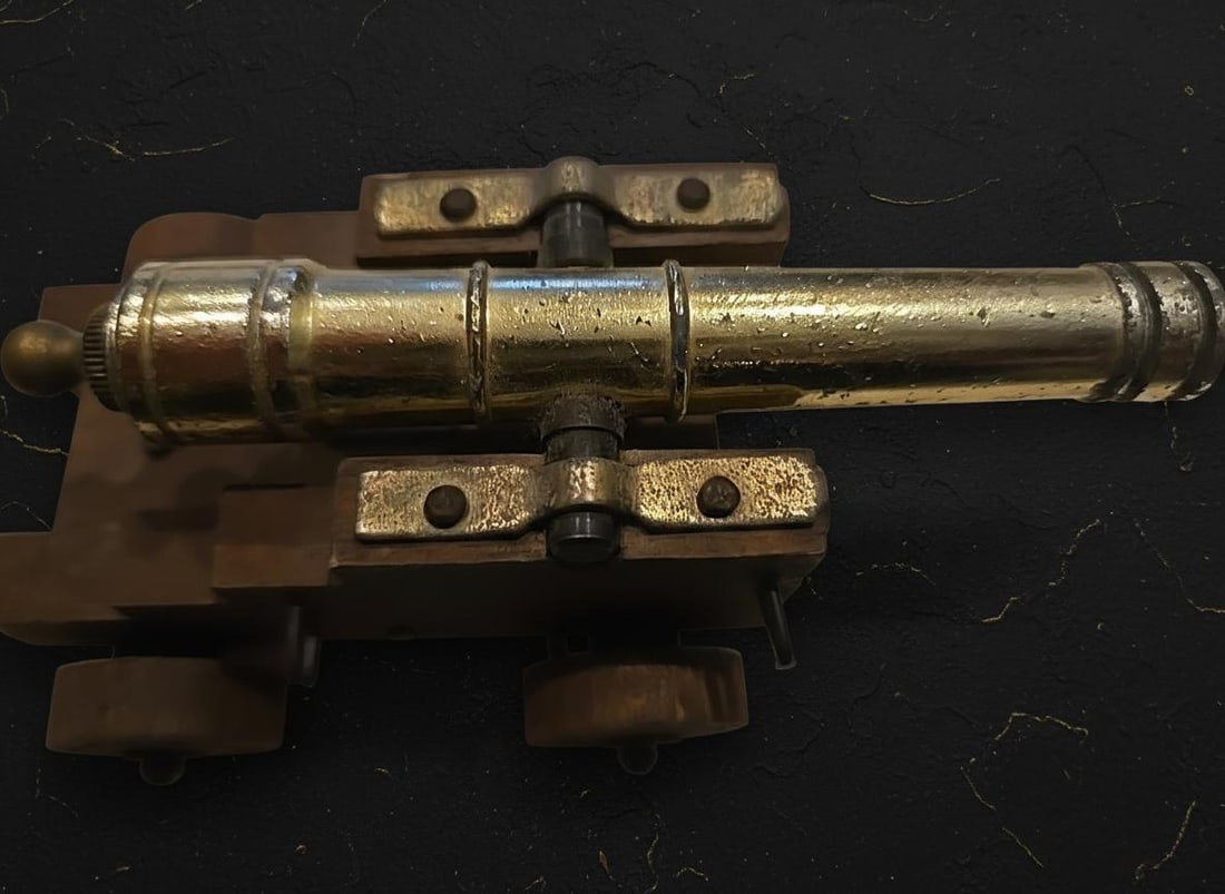 Italian Made Cannon Replica with Wood Carriage & Metal Barrel Collectible Militaria - 3