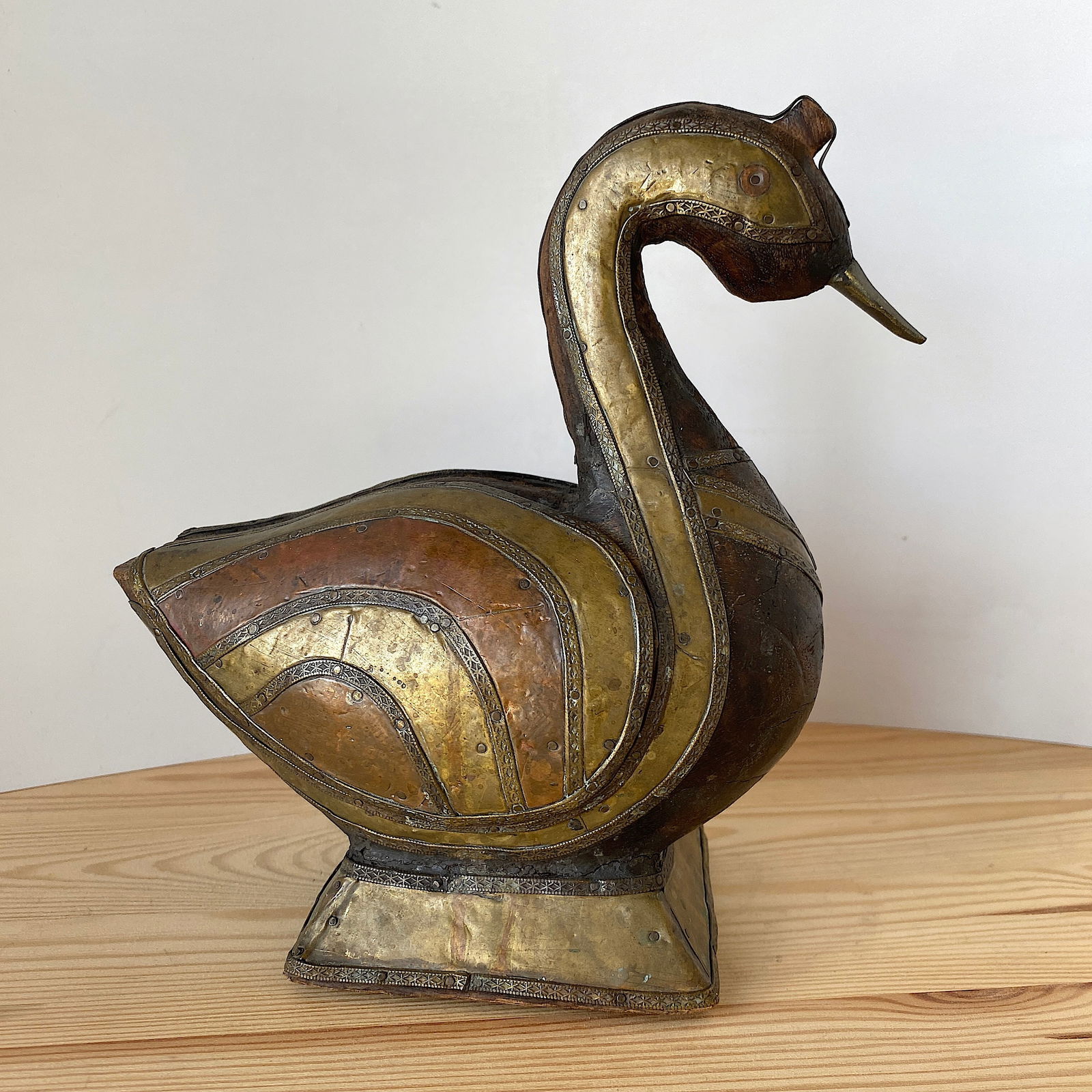 Brass copper duck statue (1 of 9)