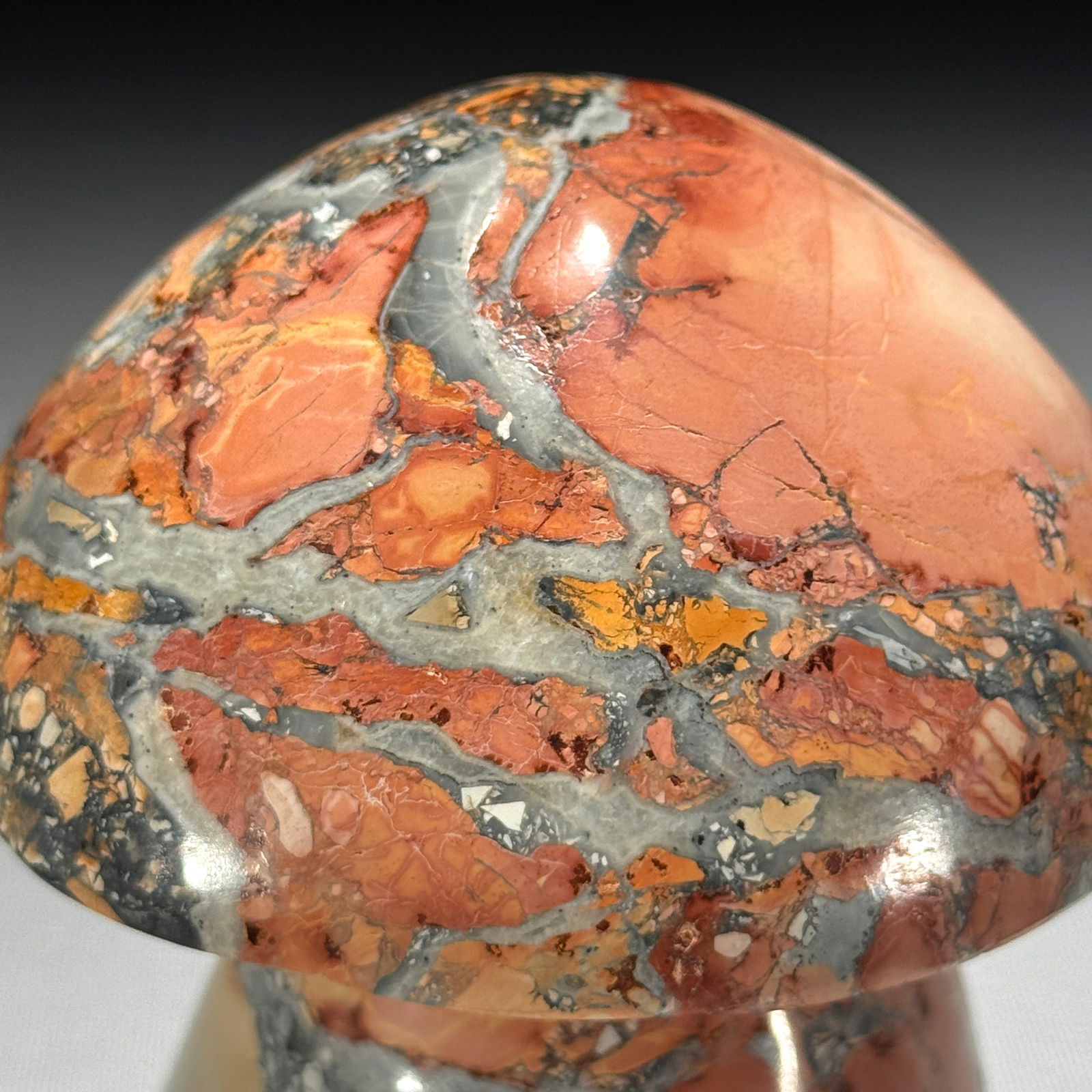 Stunning set of 3 crystallized Maligano Jasper mushrooms - 4