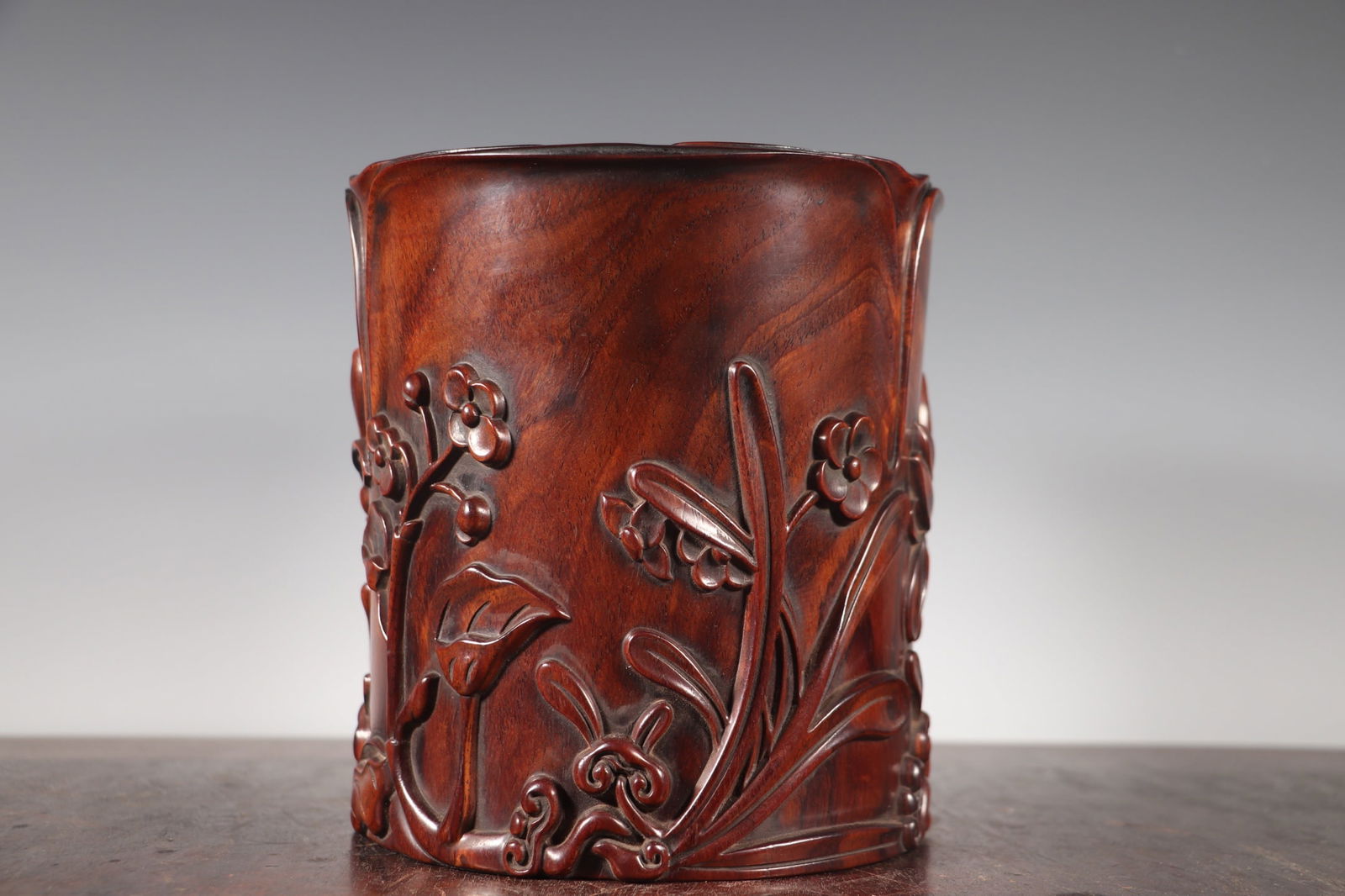 Huanghua Li Wood Hand-Carved Flower Brush Pot - 3