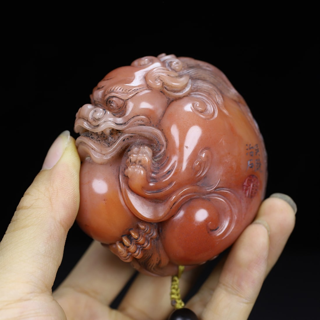 Shoushan Stone Hand-carved Lion Pendant w Wood Box - 9