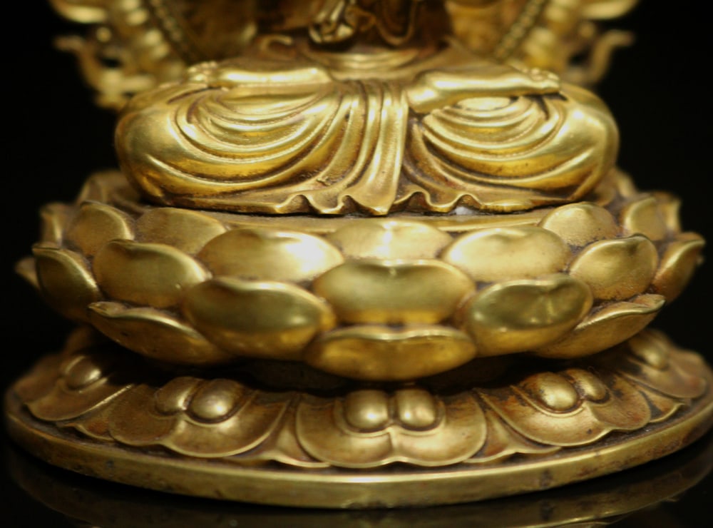 Gilt Gold Beonze Buddha Statue - 8