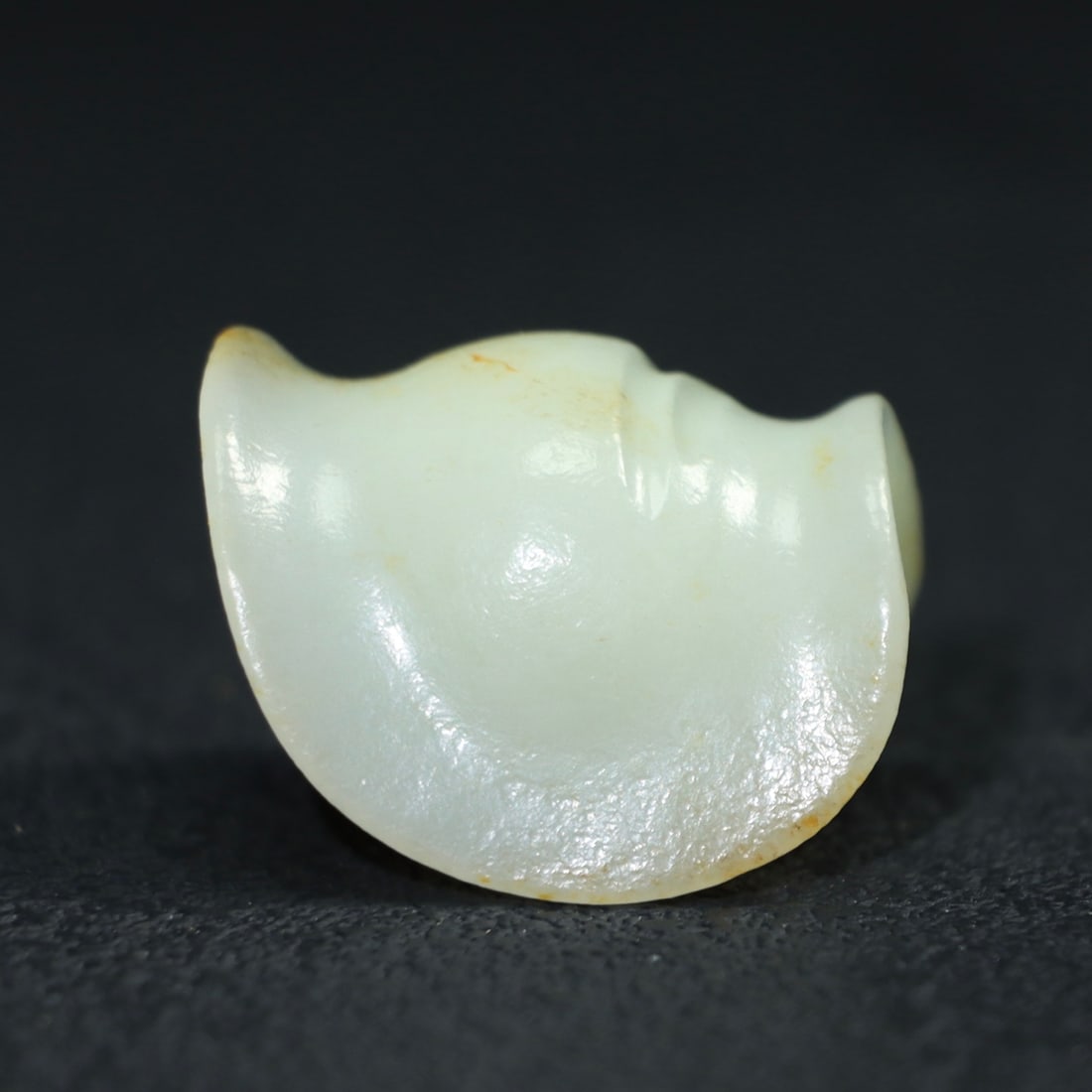 Hetian Jade Pendant - Turtle Shell: Title: Hetian Jade Pendant - Turtle Shell Origin: Chinese Date/Period: After2000 Materials: Hetian Jade Dimensions: 33x31x24(mm) 1.30x1.22x0.94(inches) Weight 0.08 lbs/35.7g Reserve: $199.00 