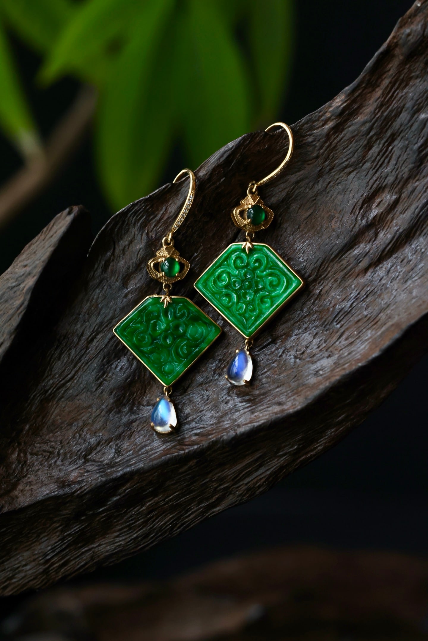 A Pair 18k Gold Inlay Green Hetian Jade Earrings - 5