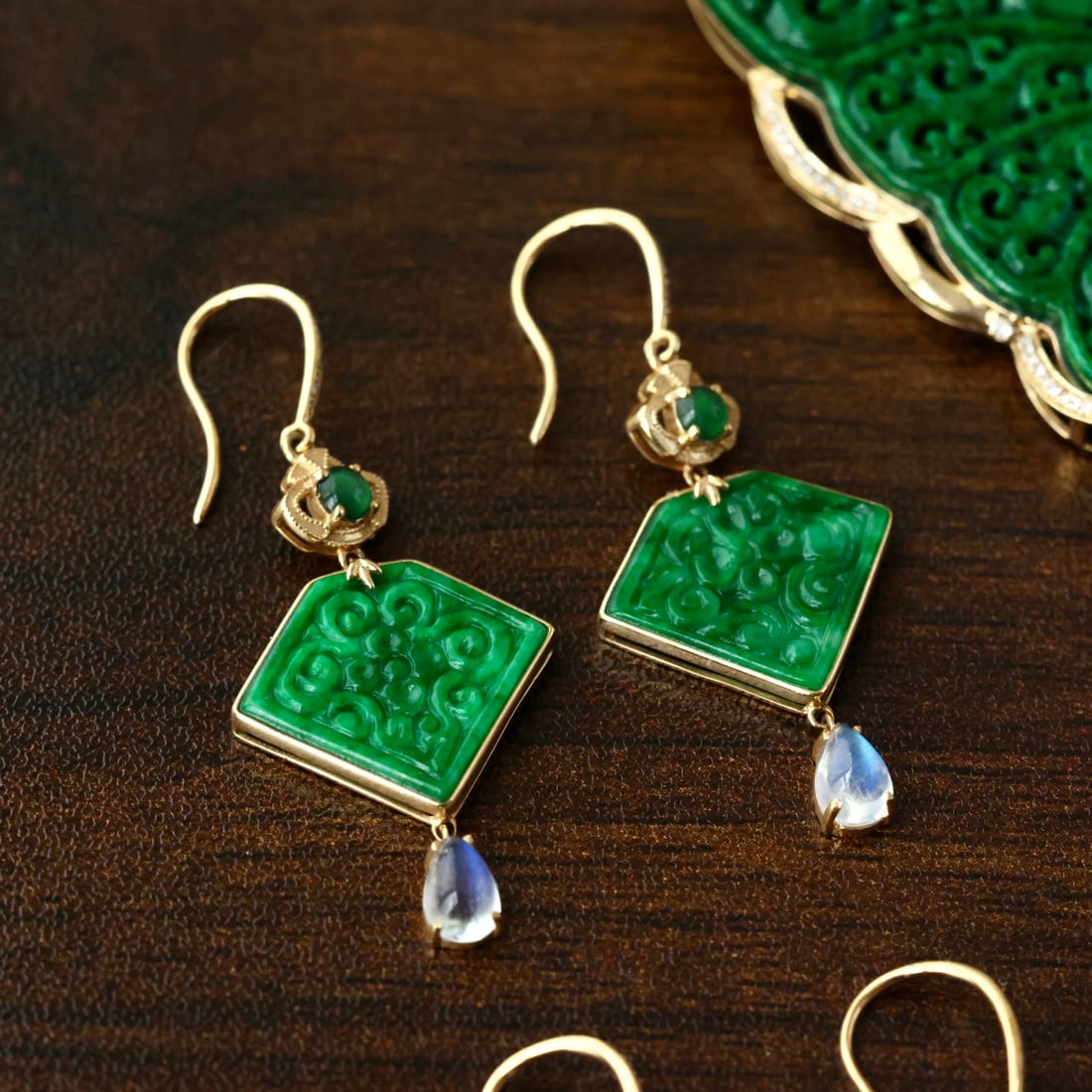 A Pair 18k Gold Inlay Green Hetian Jade Earrings - 6