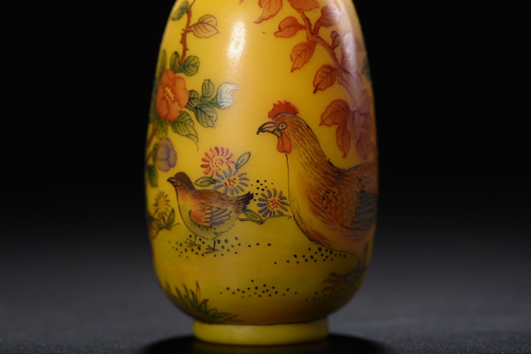 Yellow Peking Glass Snuff Bottle - Rooster,Flower - 3