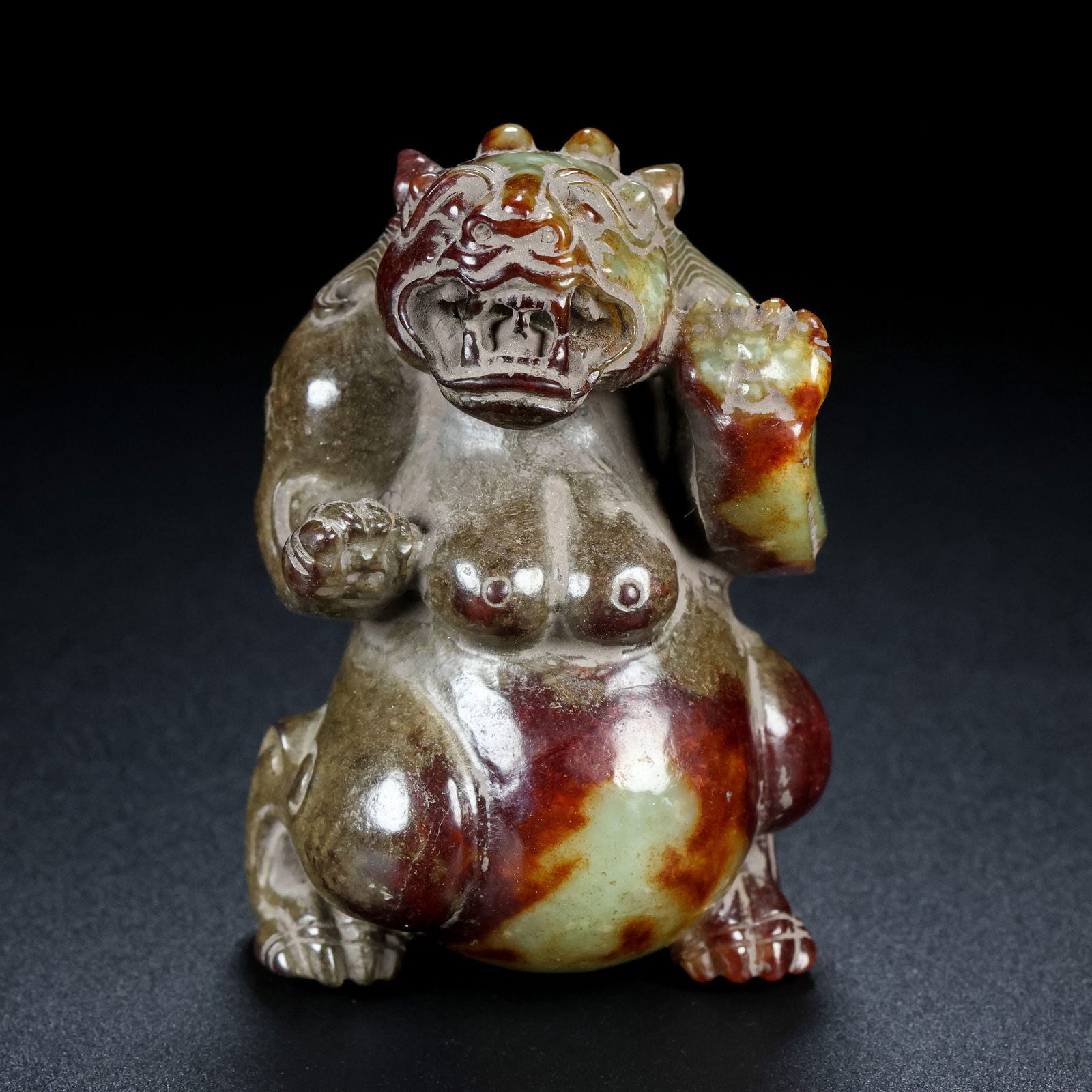 Hetian Jade Statue - Bear,Old: Title: Hetian Jade Statue - Bear,Old Origin: Chinese Date/Period: After1880 Materials: Hetian Jade Dimensions: 75x50x50(mm) 2.95x1.97x1.97(inches) Weight 0.56 lbs/253g Reserve: $549.00 Shipping: Dome