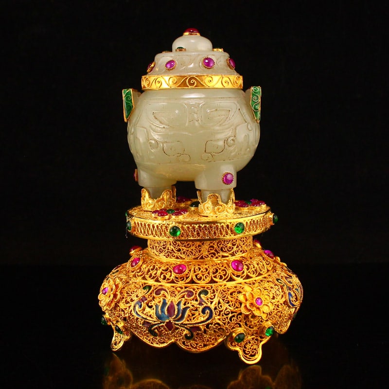 Gold Wires Enamel Inlay Hetian Jade Incense Burner Statue: Title: Gold Wires Enamel Inlay Hetian Jade Incense Burner Statue Origin: Chinese Date/Period: After1890 Materials: Gold Wires Enamel,Hetian Jade Dimensions: 139x93x93(mm) 5.47x3.66x3.66(inches)