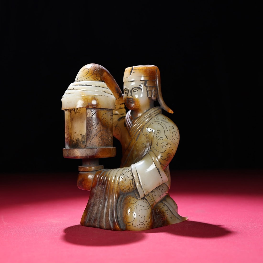 Hetian Jade Figure Statue - Palace lantern,Old: Title: Hetian Jade Figure Statue - Palace lantern,Old Origin: Chinese Date/Period: After1800 Materials: Hetian Jade Dimensions: 173x96x87(mm) 6.81x3.78x3.43(inches) Weight 3.53 lbs/1601g Reserve: $6,5