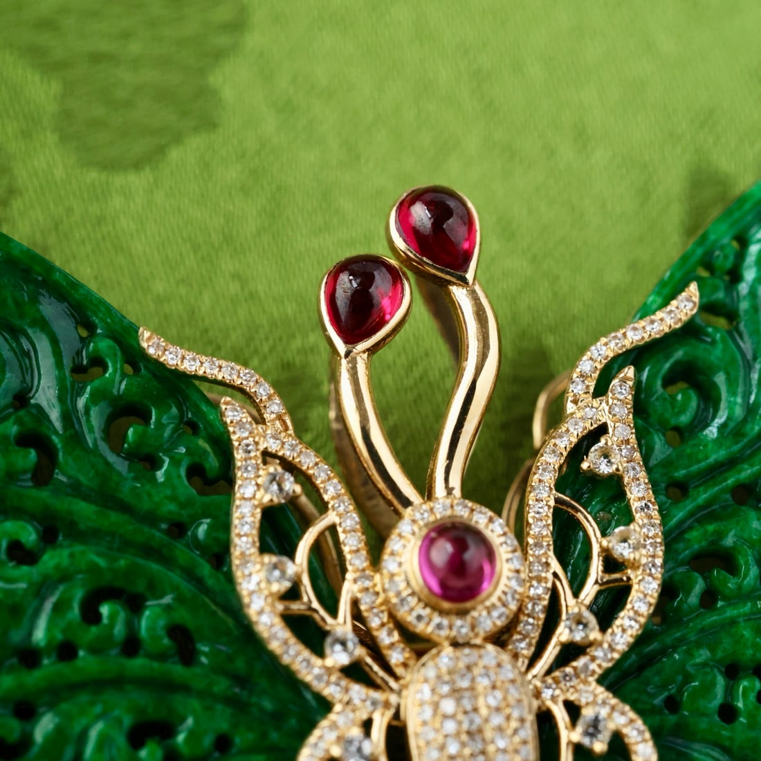 18K Gold Inlay Green Hetian Jade,Diamond Butterfly Pendant - 6