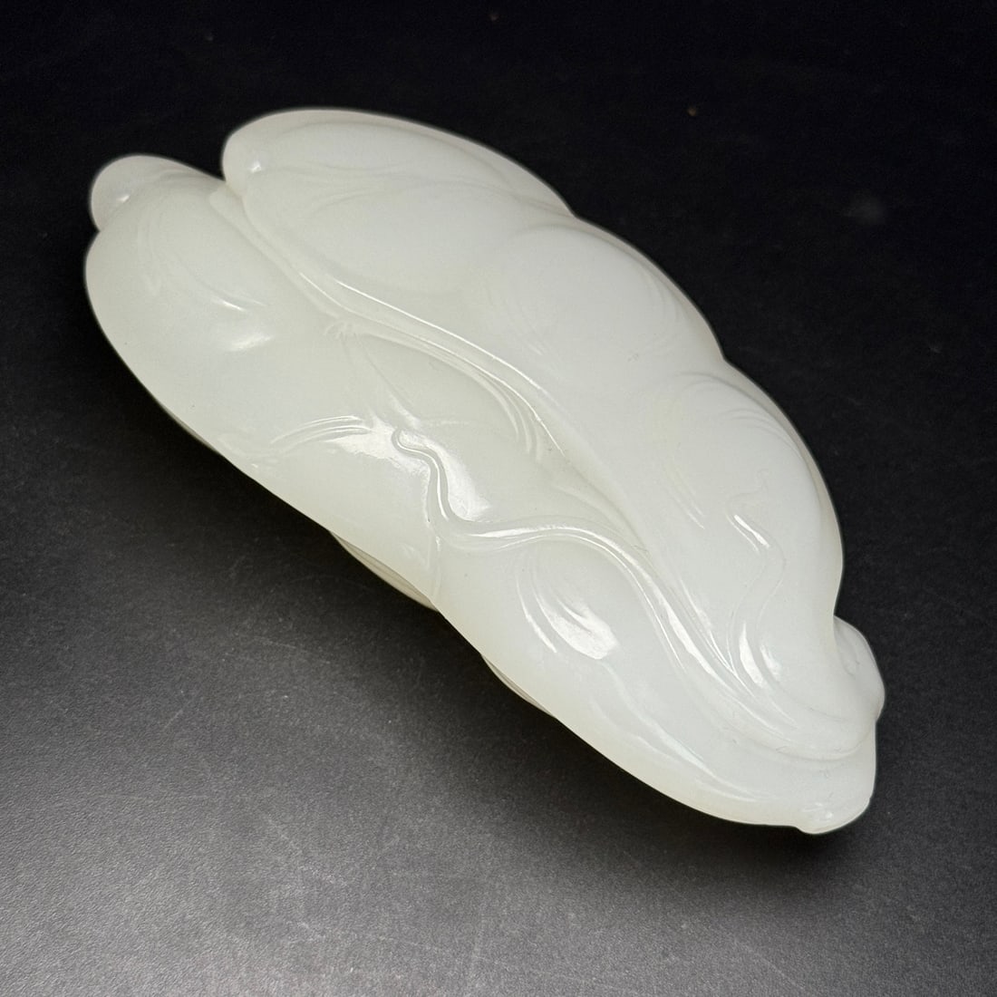White Hetian Jade Hand-Carved Bean Pendant/Statue - 4