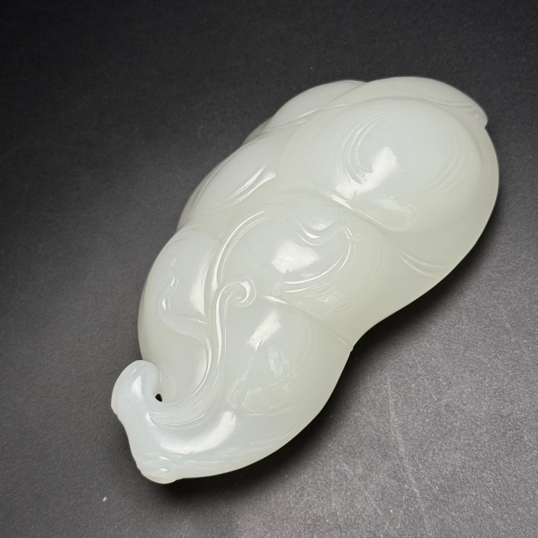 White Hetian Jade Hand-Carved Bean Pendant/Statue - 7
