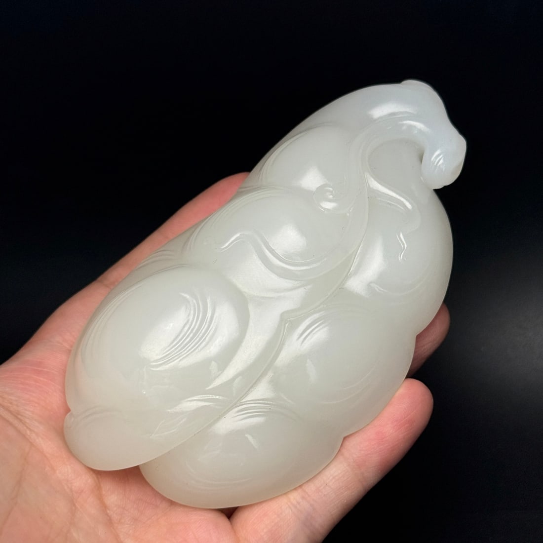 White Hetian Jade Hand-Carved Bean Pendant/Statue - 8