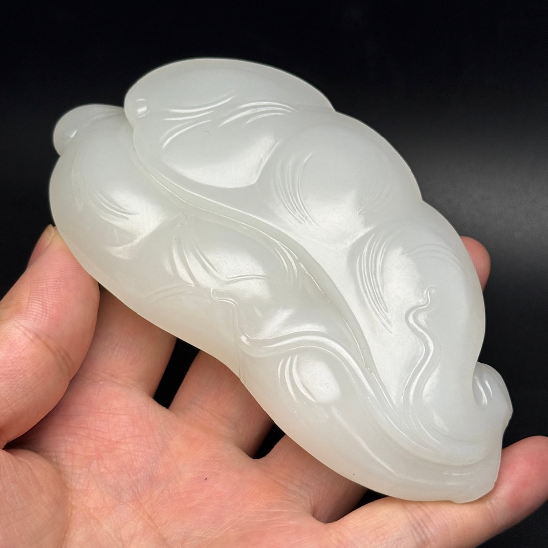White Hetian Jade Hand-Carved Bean Pendant/Statue - 9