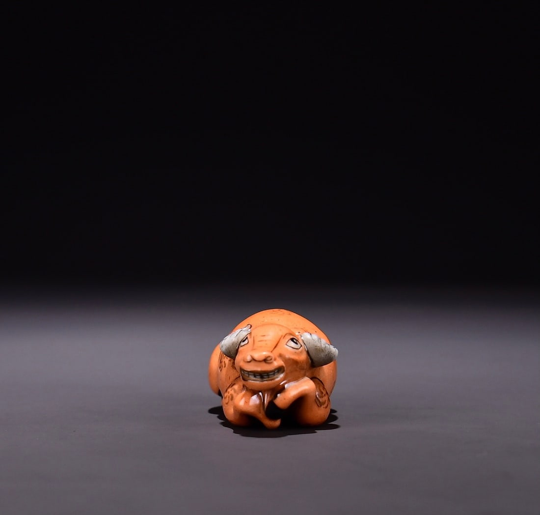 Porcelain Snuff Bottle - Ox - 2