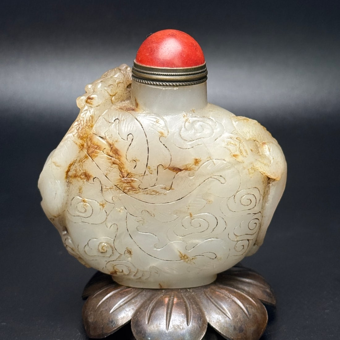 Hetian Jade Dragon Snuff Bottle - 2