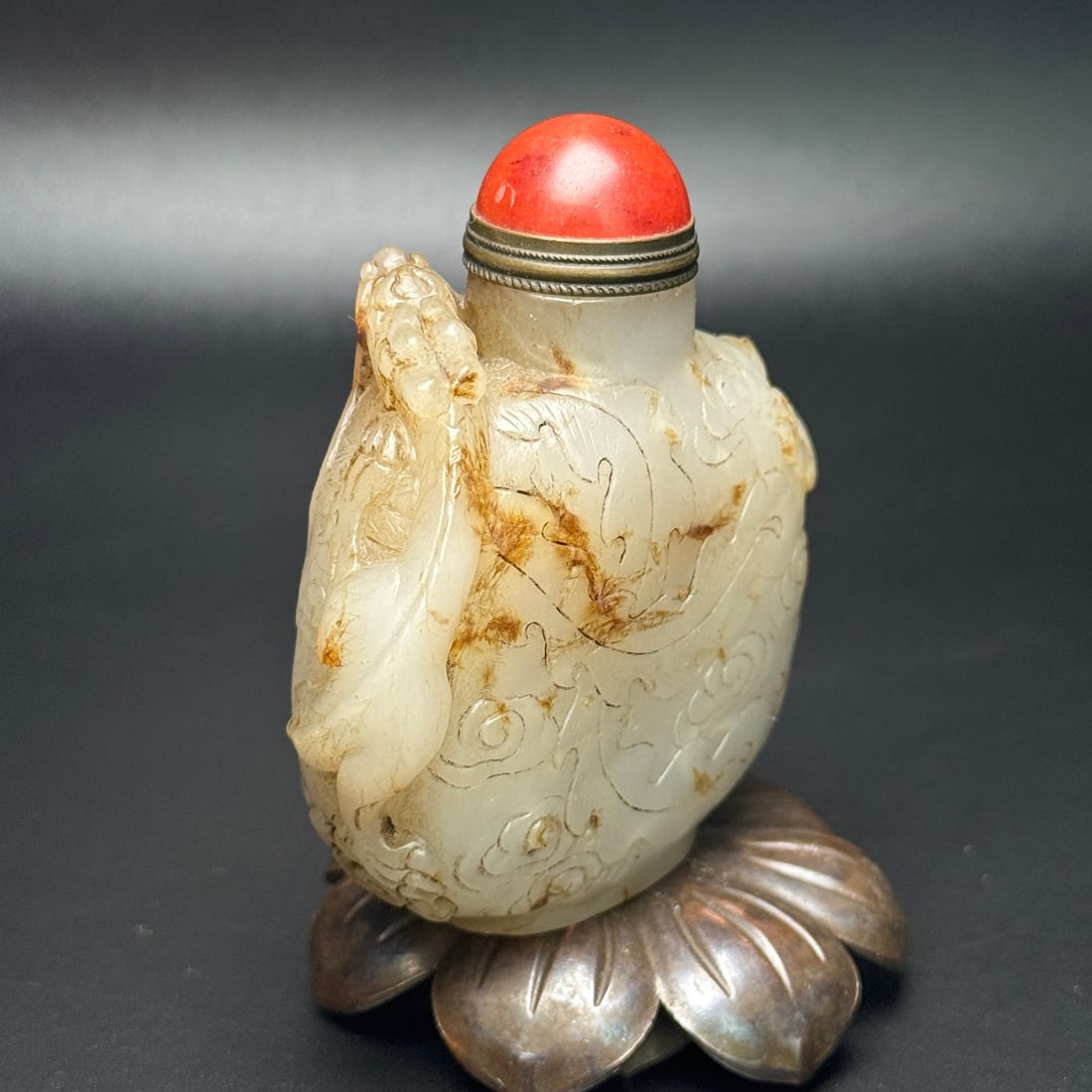 Hetian Jade Dragon Snuff Bottle - 4