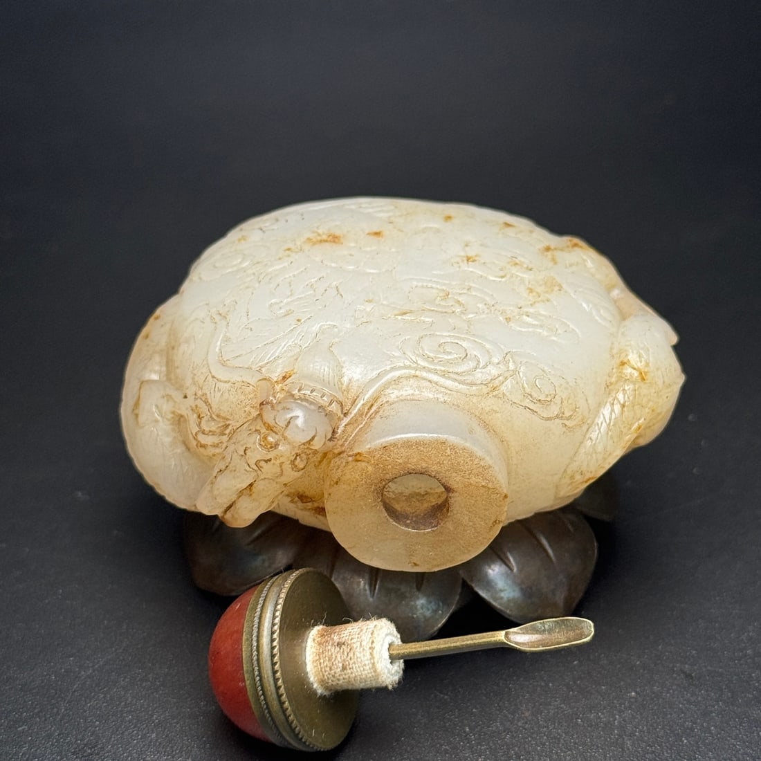Hetian Jade Dragon Snuff Bottle - 5