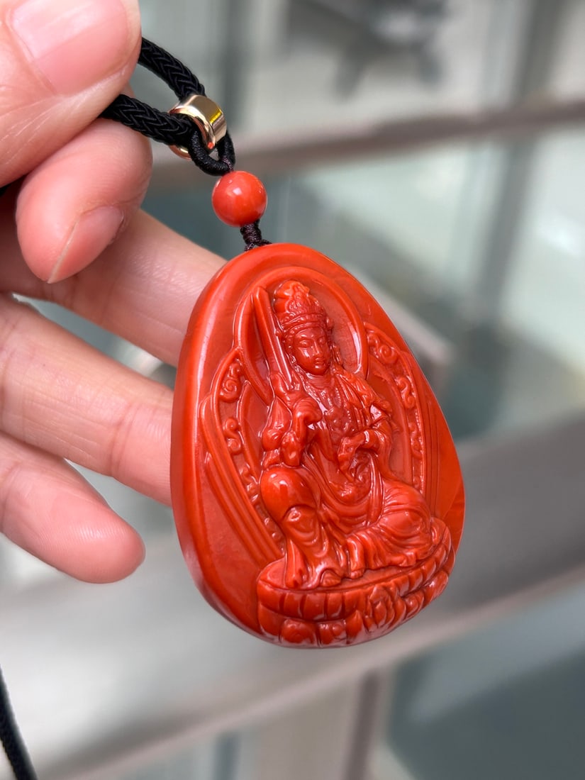 Nanhong Agate Hand-Carved Kwan-yin Pendant - 3
