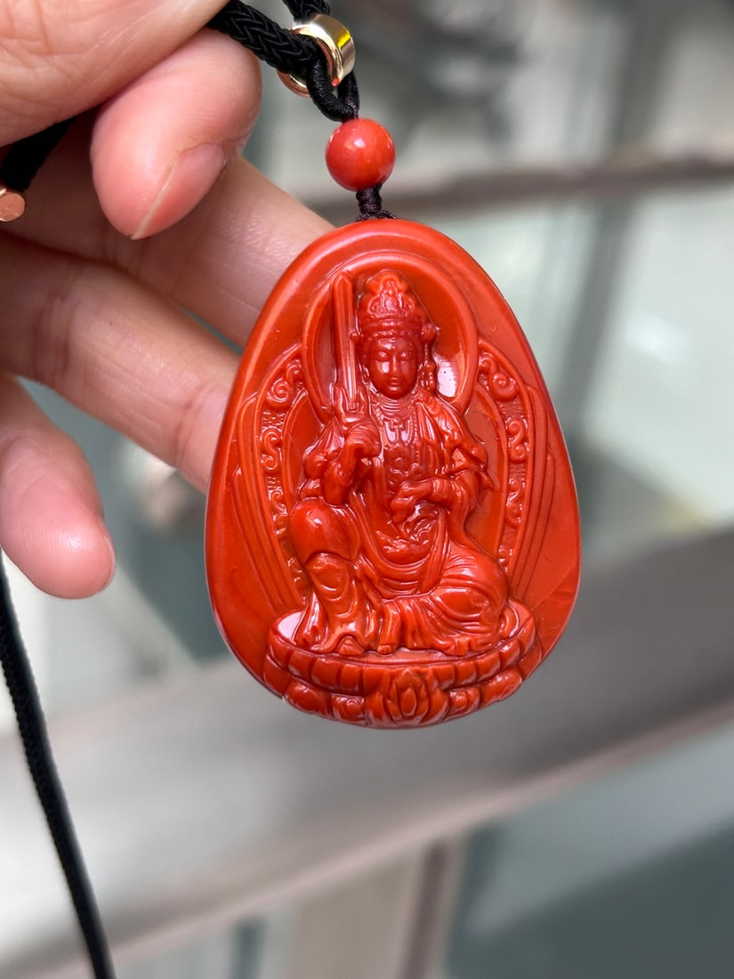 Nanhong Agate Hand-Carved Kwan-yin Pendant - 5