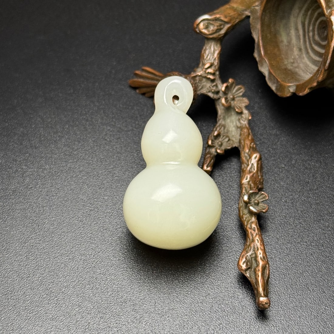 Hetian Jade Pendant - Gourd - 2