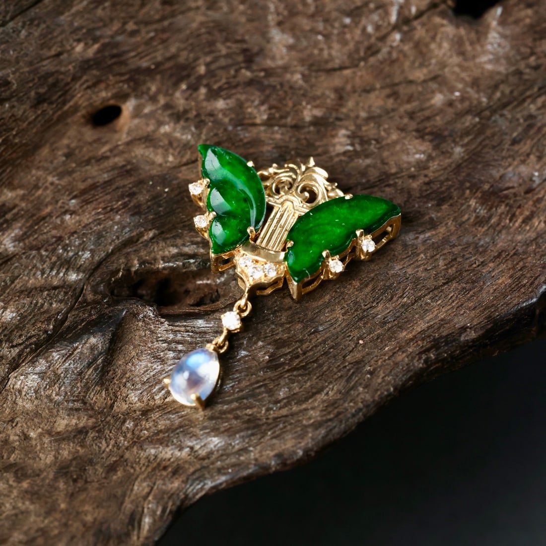 18K Gold Inlay Green Jadeite Butterfly Pendant - 3