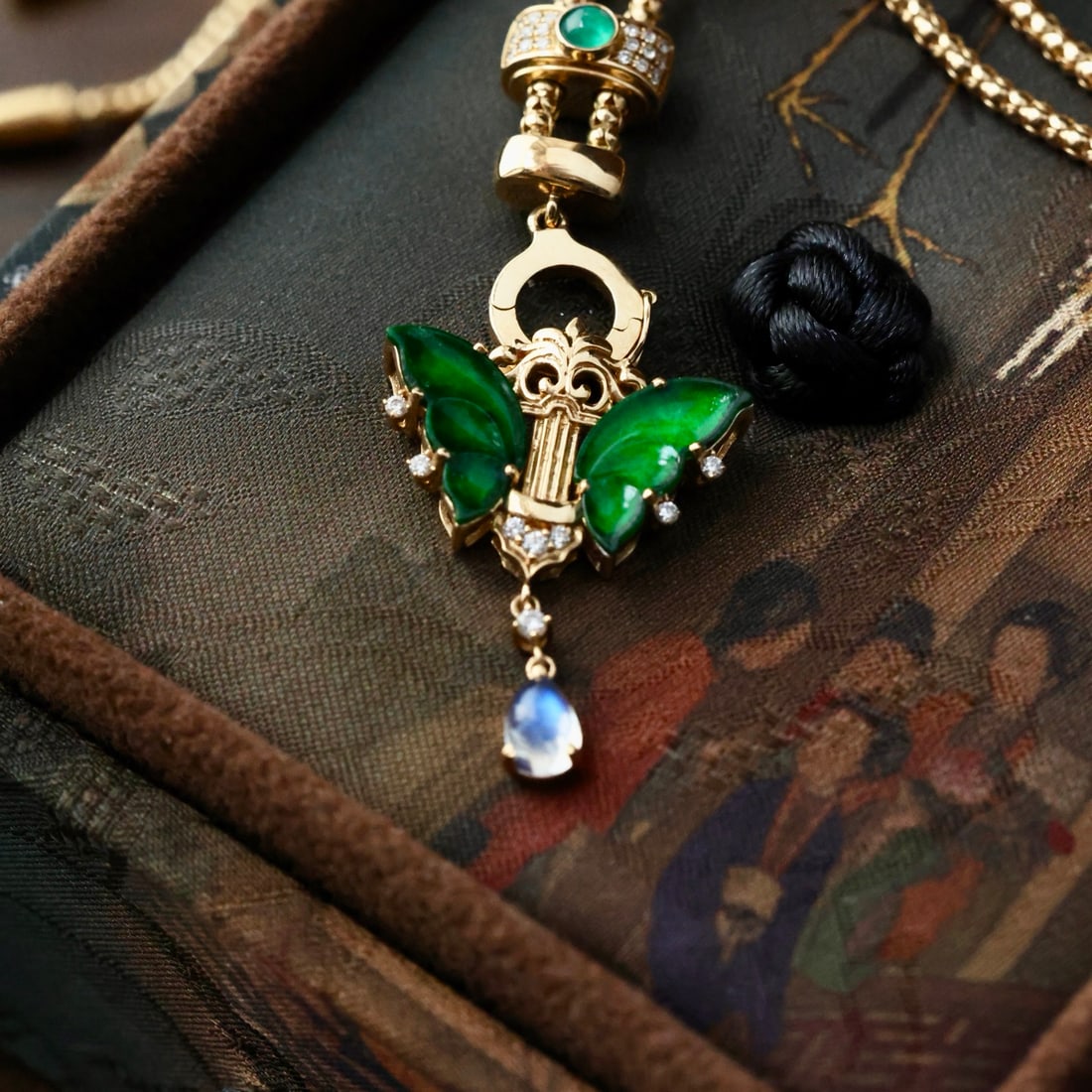 18K Gold Inlay Green Jadeite Butterfly Pendant - 6