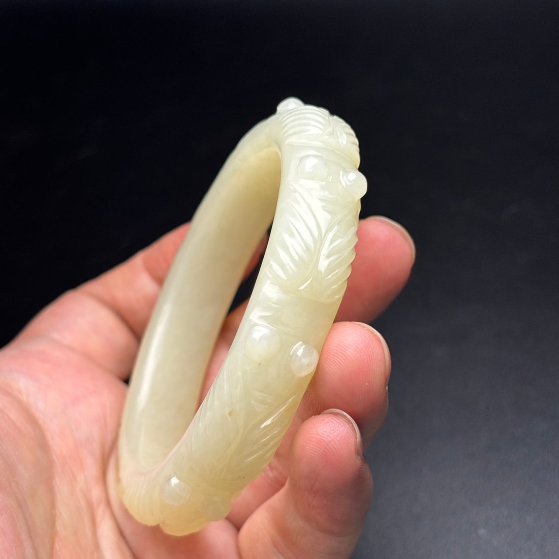 Inside Diameter 57.5mm Hetian Jade Cicada Bracelet - 9