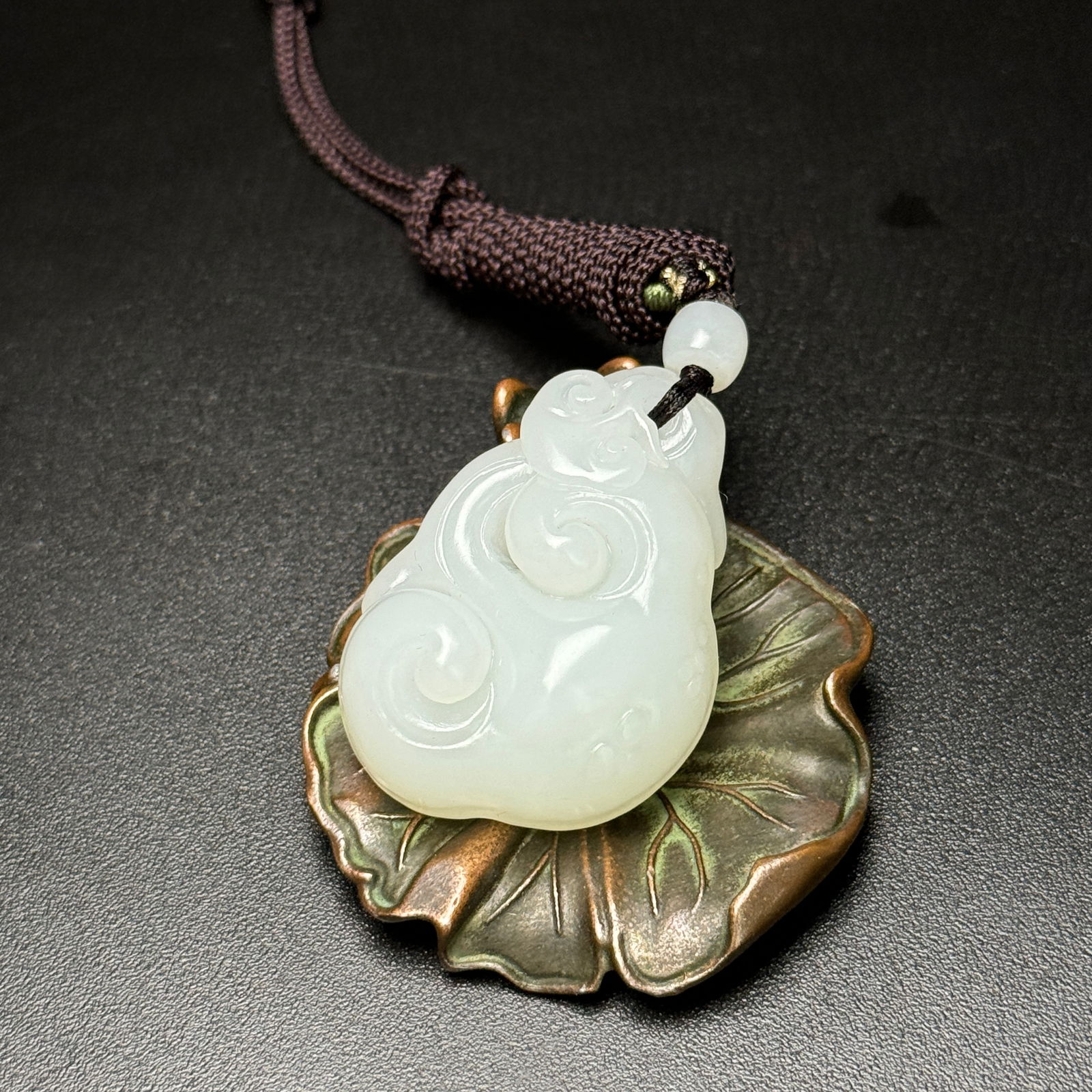 White Hetian Jade Ruyi Pendant (1 of 9)