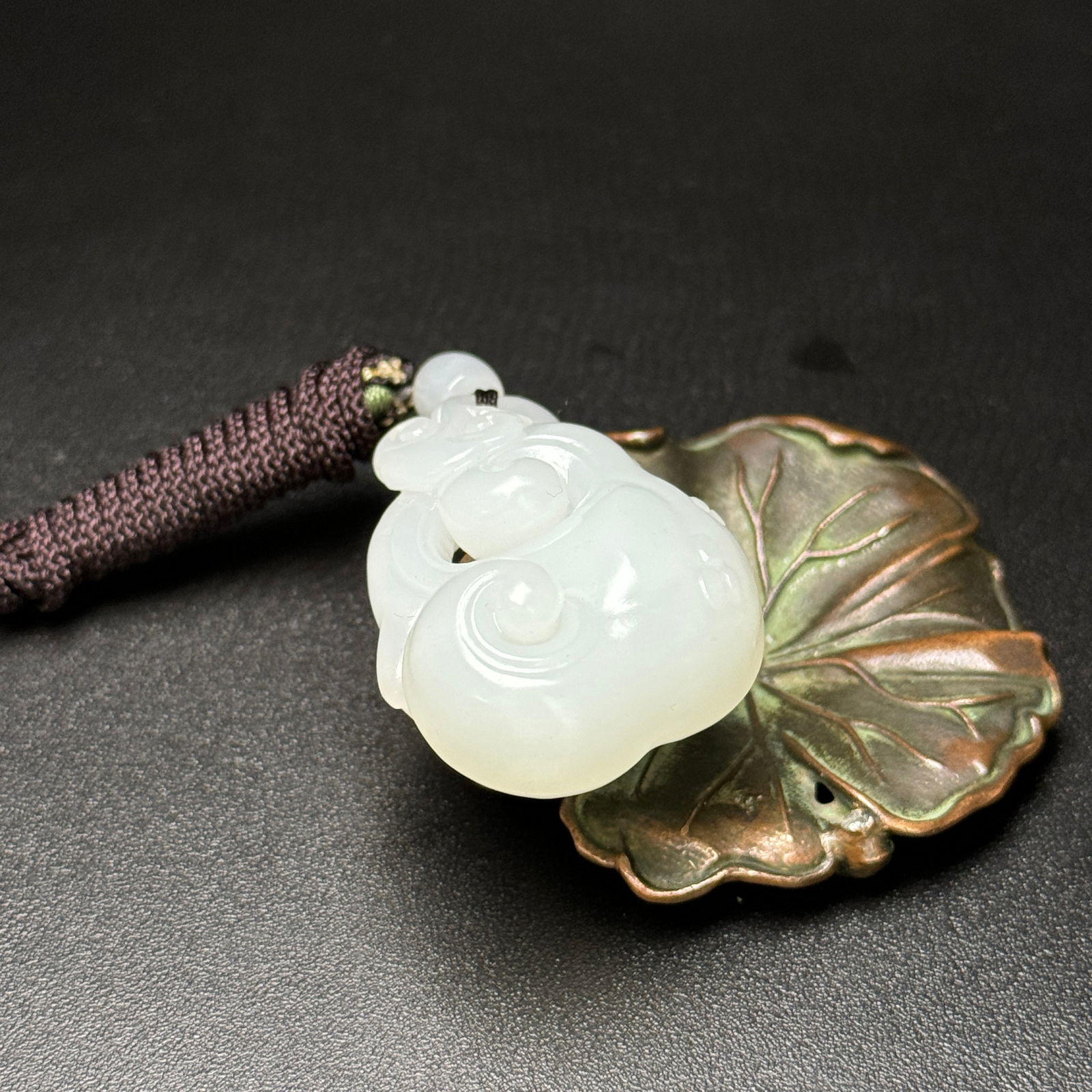 White Hetian Jade Ruyi Pendant - 5