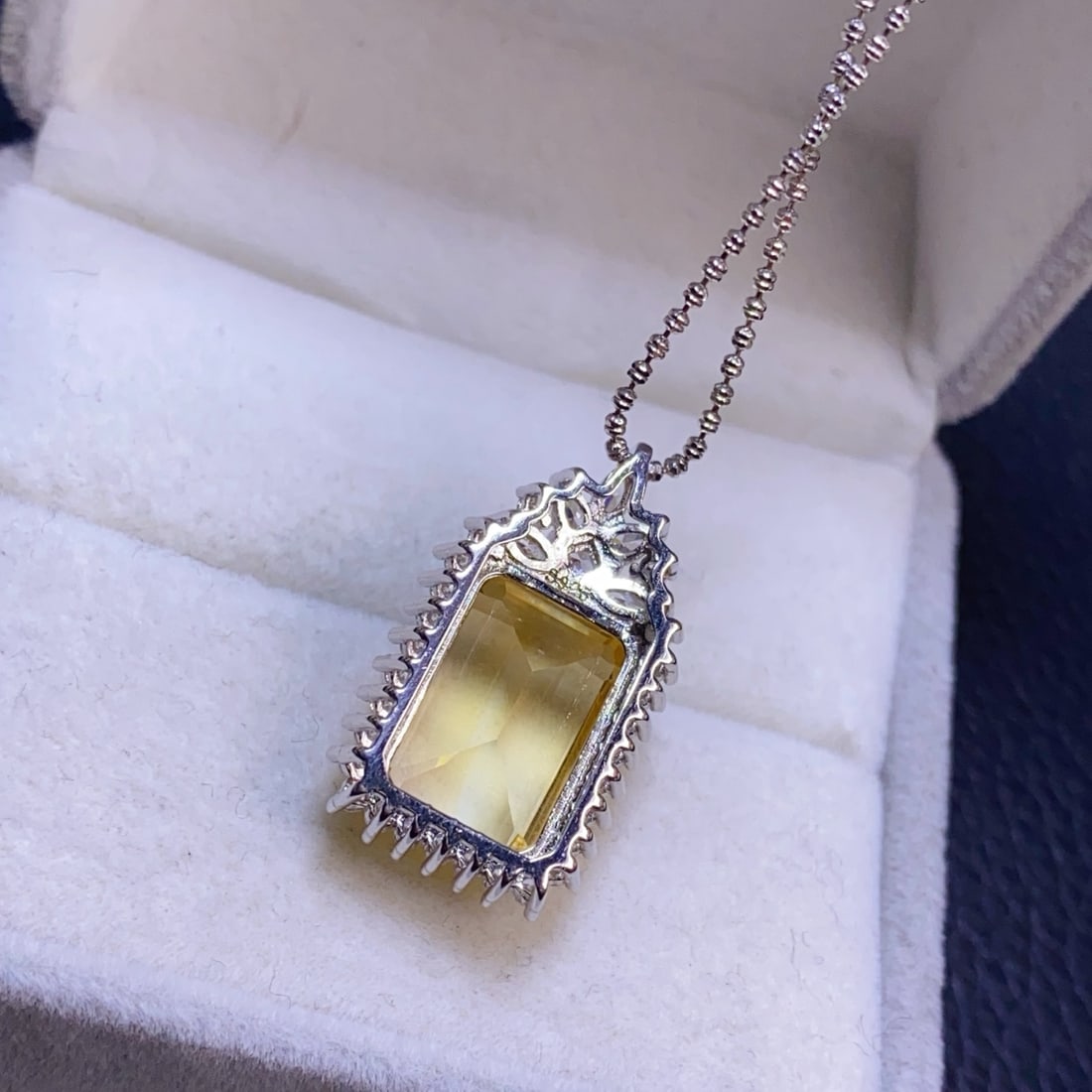 Silver lnlay Yellow Crystal Pendant - 6