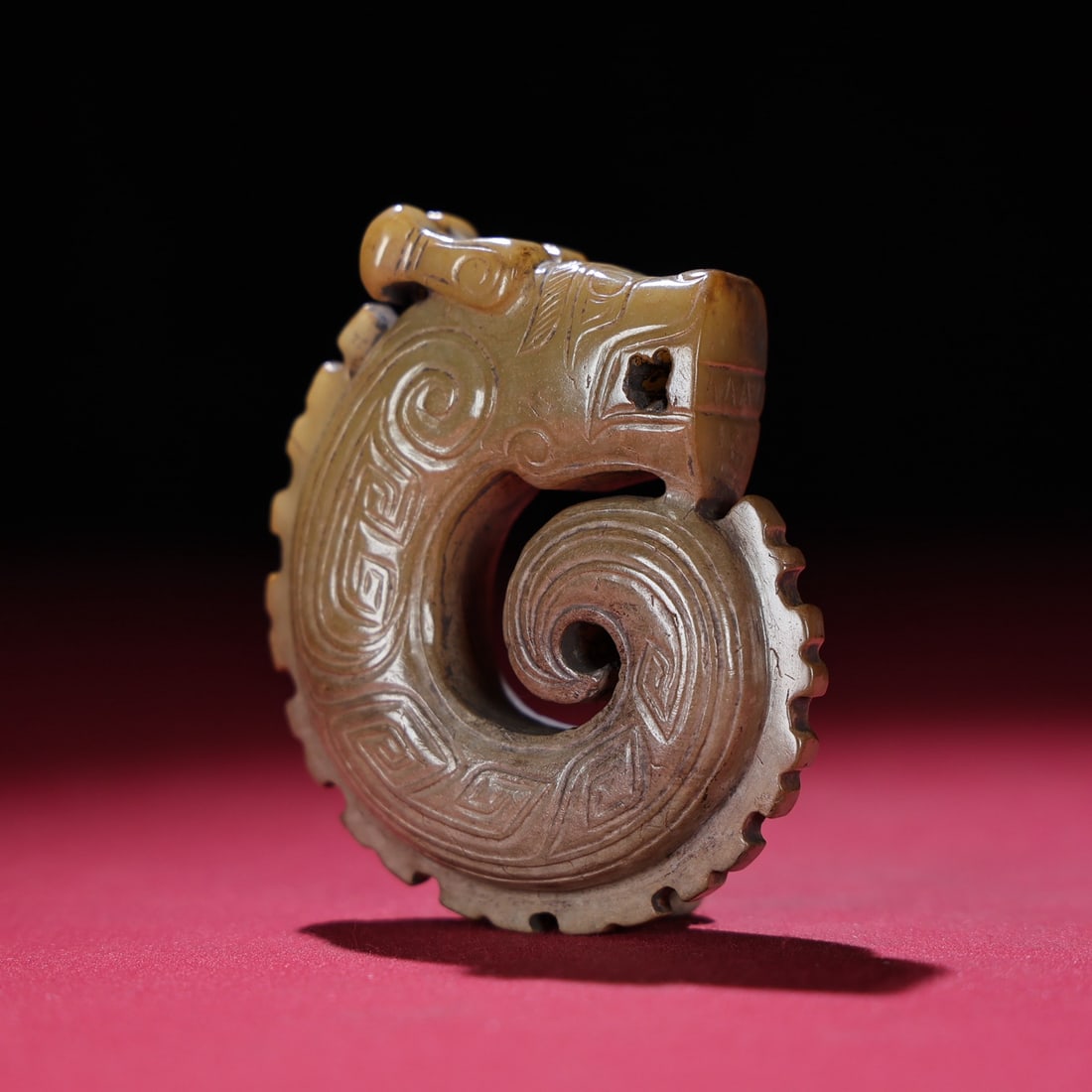Hetian Jade Statue/Pendant - Dragon Old - 3