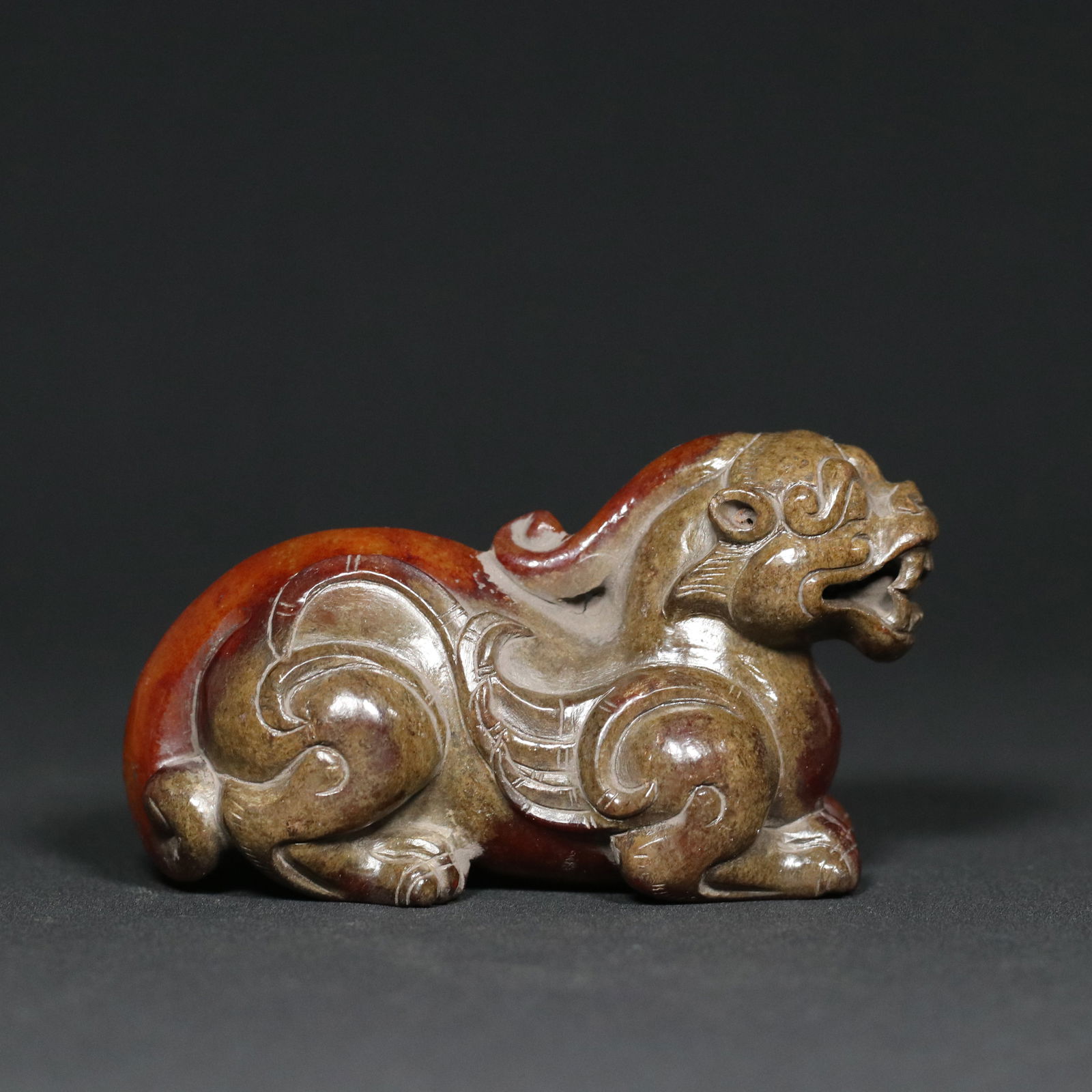 Hetian Jade Lucky Beast Statue - 2