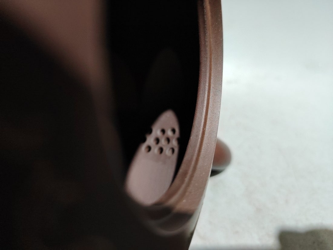 Yixing Zisha Clay Teapot w Artist Signed - 8