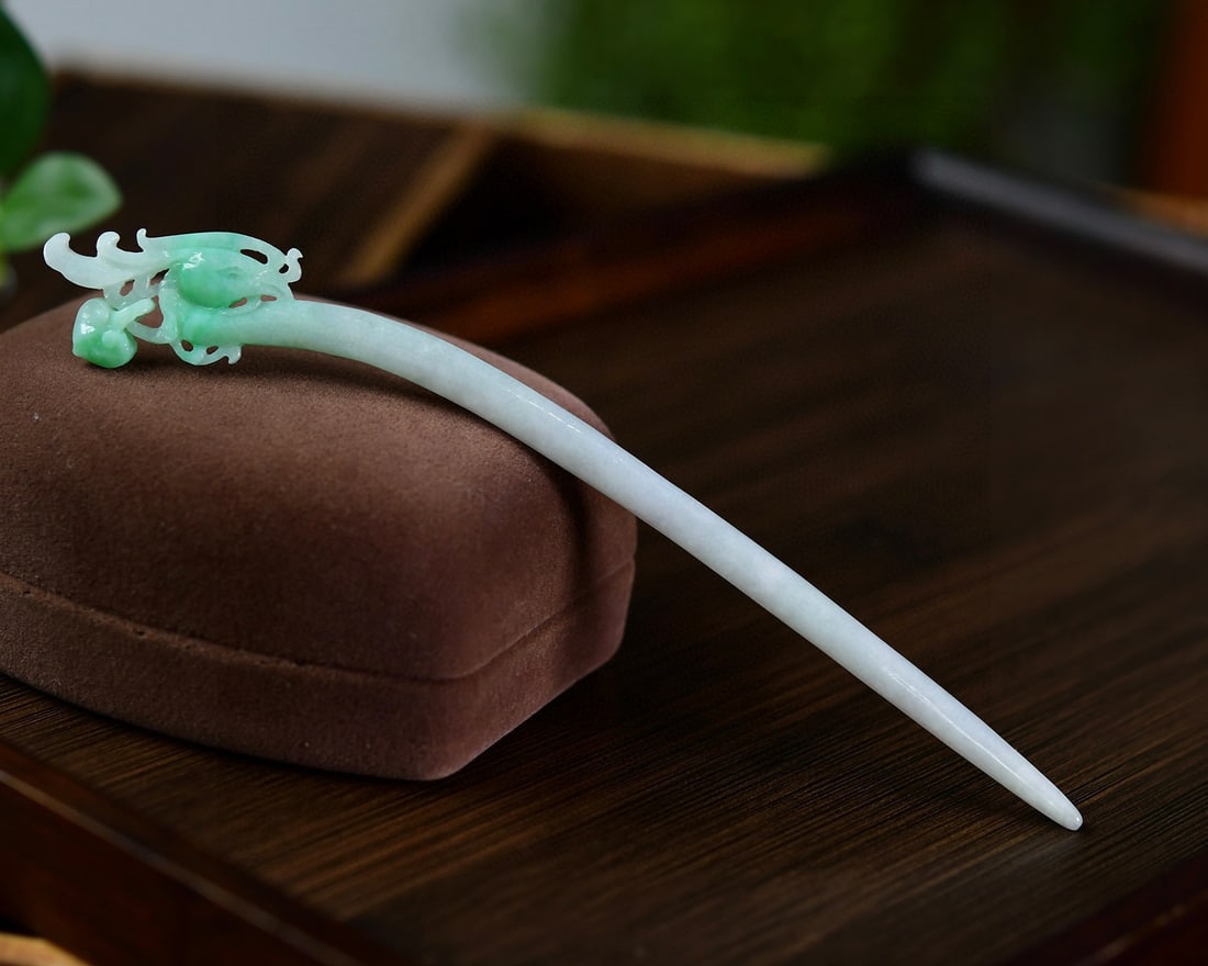 Jadeite Hand-Carved Hair Decoration & Phoenix - 2