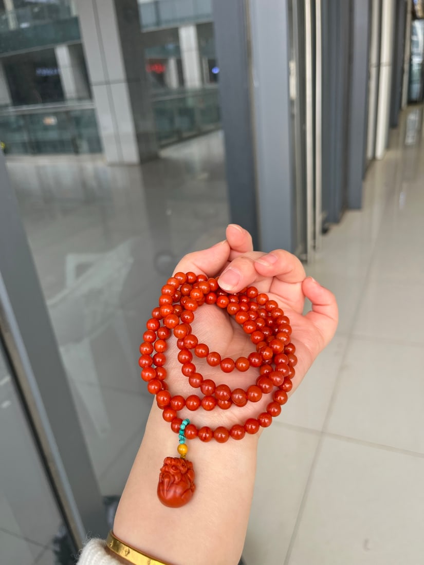 6mm Nanhong Agate Hand Chain,Pixiu,Certificate: Title: 6mm Nanhong Agate Hand Chain,Pixiu,Certificate Origin: Chinese Date/Period: After2025 Materials: Nanhong Agate Dimensions: 6(mm) 0.24(inches) Weight 0.11 lbs/51.7g Reserve: $255.00 Shipping: