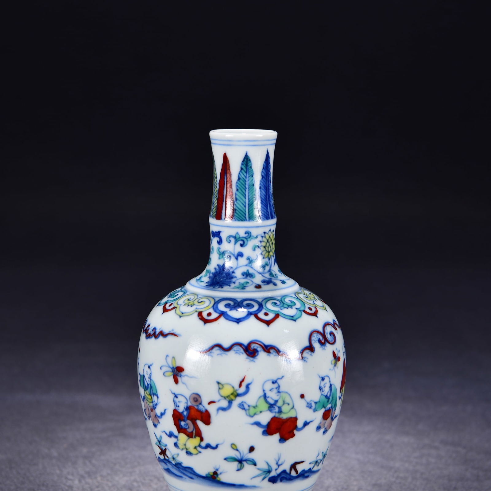 Porcelain Vase Doucai w Kid,Flower - 4