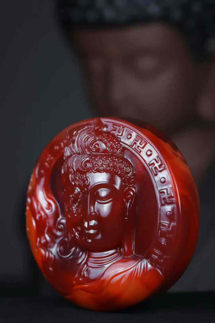 Nanhong Agate Hand-Carved Buddha Pendant with Certificate - 3